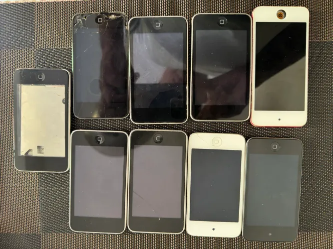 Lote de iPods Touch peças
