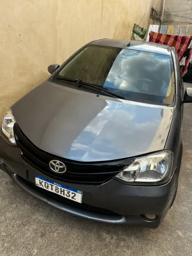 Toyota Etios X Sedan 1.5 Flex 16V 4P Mec. 2015