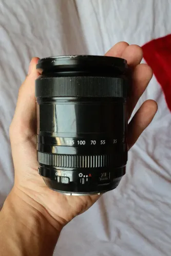 Lente Fujifilm XF 18-135mm R LM OIS WR f3.5-5.6