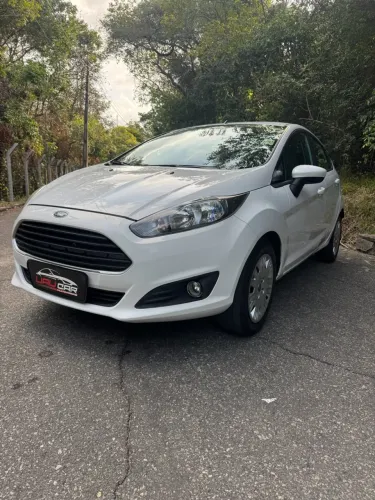 Ford Fiesta 1.5 16V Flex Mec. 5P 2015