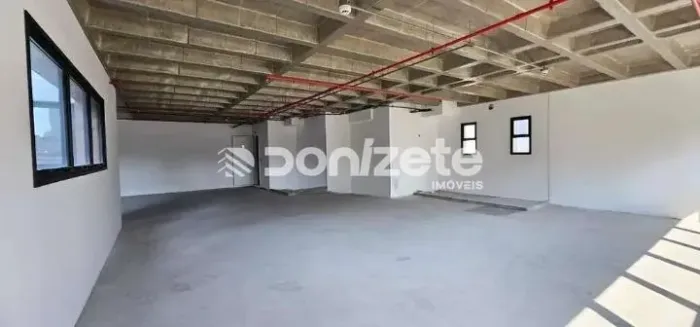Sala Comercial à Venda no Jardim, Santo André - 116,30 m², 3 Vagas