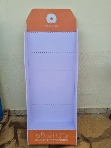 EXPOSITOR PARA LOJA DE CELULAR 