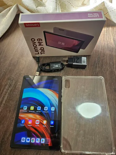 APENAS VENDA, ENTREGA EM MAOS NO CENTRO DE SAPUCAIA! TABLET LENOVO M9 COM 64GB IMPECÁVEL