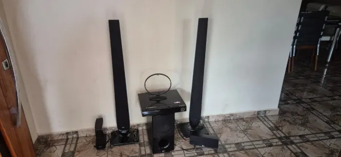 Home Theater LG HT306SU 5.1