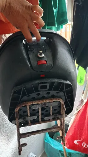 Baú com suporte