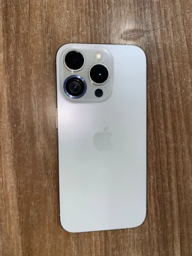 iPhone 15 pro 128gb 79% de bateria 