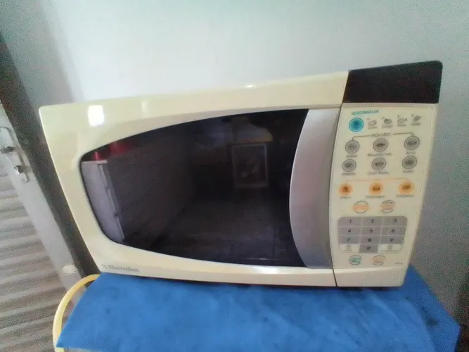 Microondas Eletrolux 110v