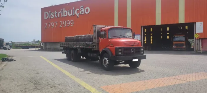 Mercedes 2013 muito inteiro