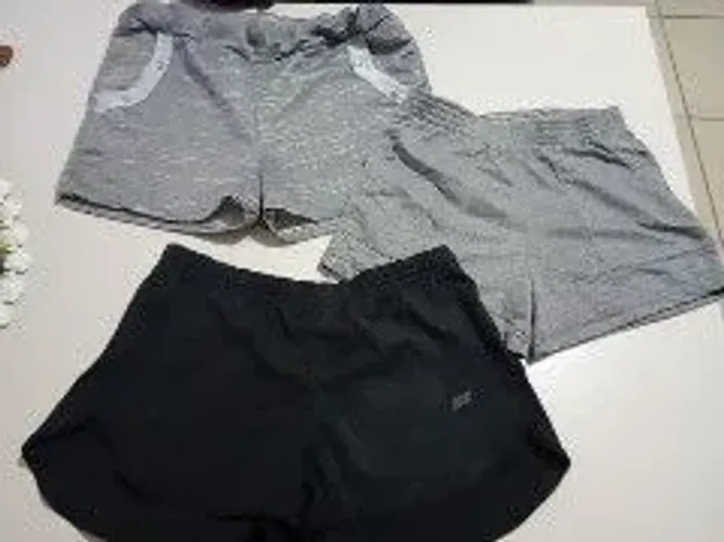 3 shorts número 34