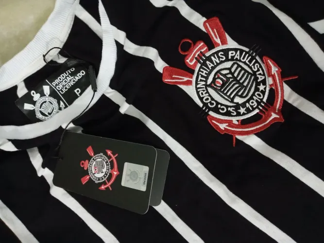 Camisa Corinthians ? Democracia Corinthiana 1982 (Edição Retrô Oficial)