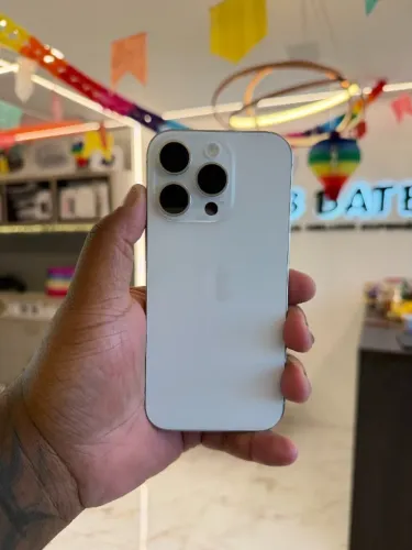 iPhone 16 Pro 256GB Branco 91 % - Loja Fisica