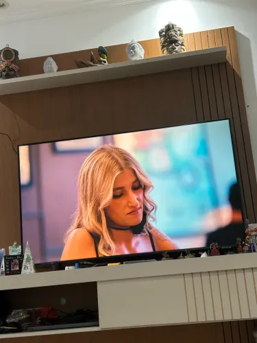 Smart TV Samsung 50 4K Crystal CU8000 - Impecável