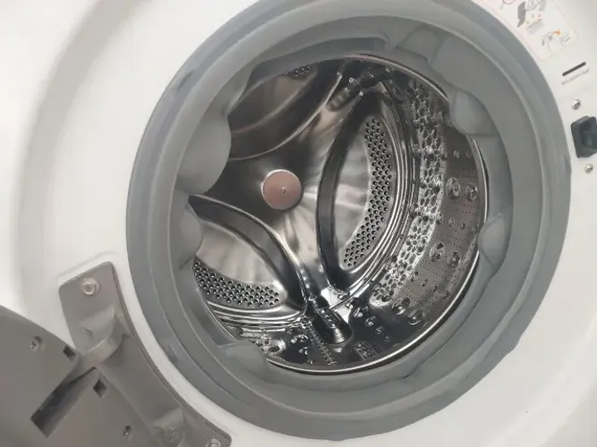 Máquina LG lava e seca