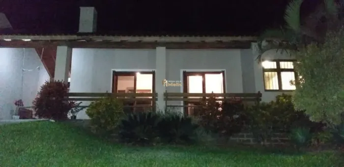 EXCELENTE RESIDÊNCIA NO CONDOMÍNIO CANTEGRIL - VIAMÃO RS Ref.: