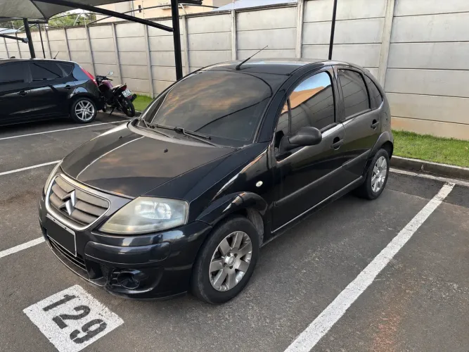 Citroen C3 GLX 1.4/ GLX Sonora 1.4 Flex 8V 5P 2012