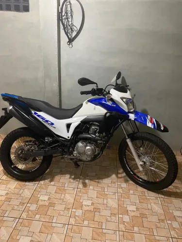 Bros 160