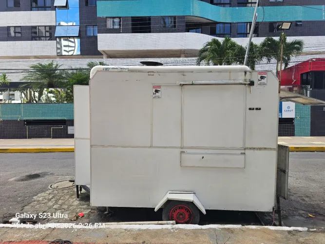 Traillher em Acm Branco