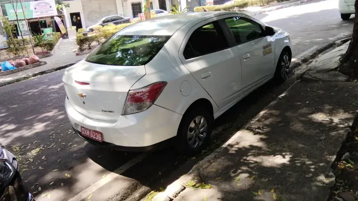 Chevrolet Prisma Sed. LT 1.0 8V Flexpower 4P 2015