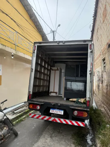 Frete e mudanças 