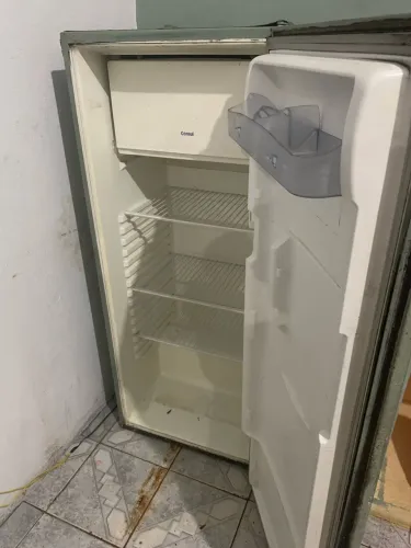 Geladeira tipo freezer