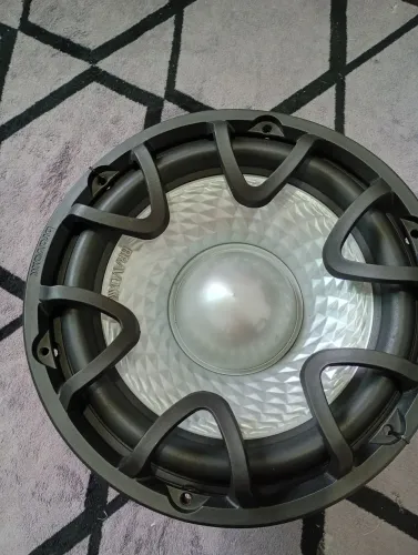 Peças de som automotivo