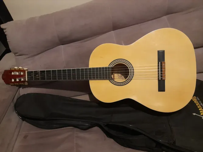VIOLÃO DA MASSIMO SEMI NOVO, COM DESCONTO!