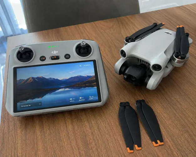 Drone DJI mini 3 combo com 2 baterias inteligente