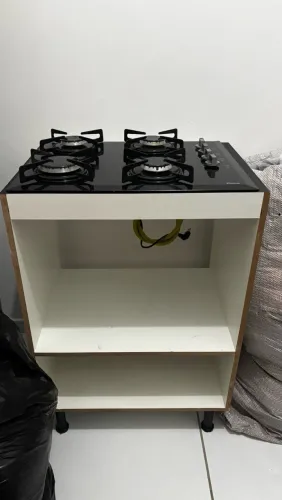 Fogão com móvel cooktop
