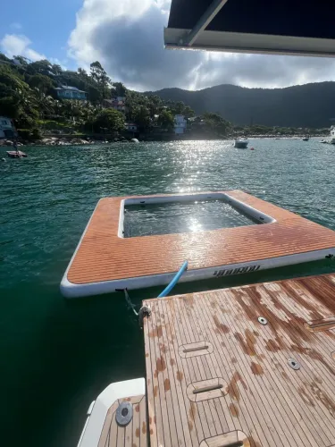 Boia inflável piscina e deck