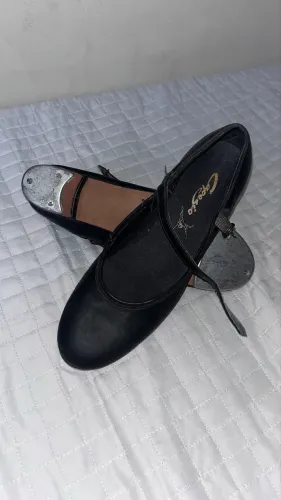 Sapato de sapateado americano 