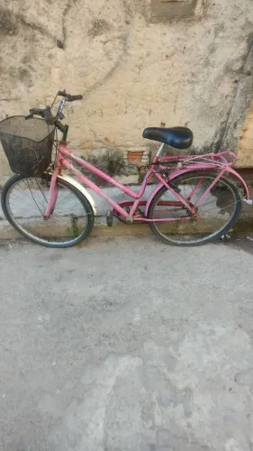 Bicicleta padrão Caloi Poti aro 26 vendo ou troco por um videogame funcionando