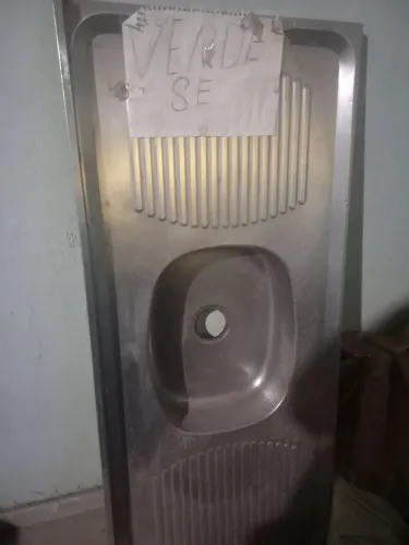 1 PIA INOX PADA COZINHA