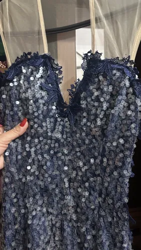 Vestido longo azul todo em paetê! Desapego