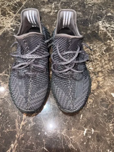Yeezy boost 360