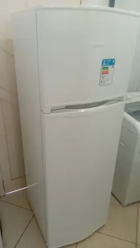 Geladeira consul frosfree funcionando entrego sem custos dependendo do local !