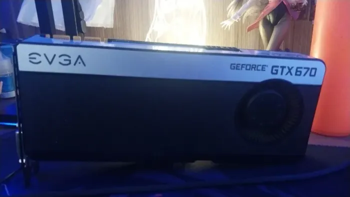 GTX670 2GB 256 BITS FUNCIONANDO EM PERFEITO ESTADO