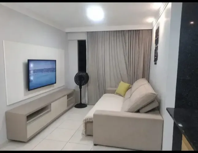 Imóvel com 57m², 2 quartos, 1 vaga, em Santo Amaro - Recife - PE