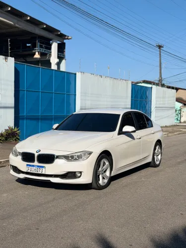 BMW 320I A 2.0 Turbo/activeflex 16V 184cv 4P 2014