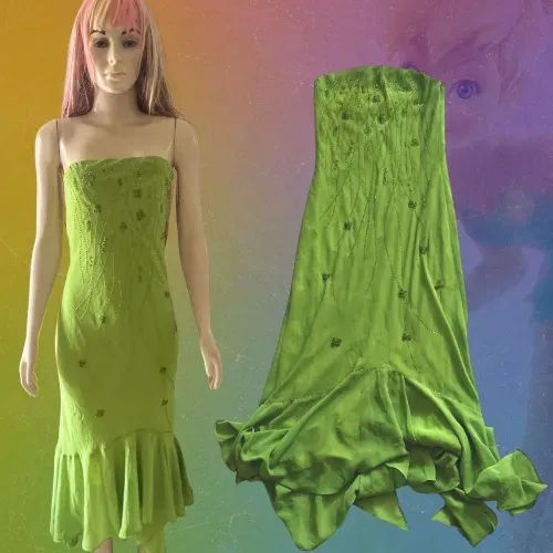 Vestido verde tomara que caia c/detalhes