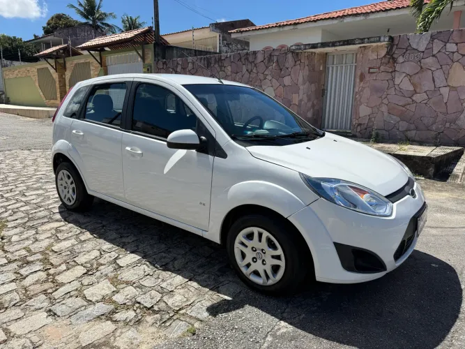 Ford Fiesta 1.0 8V Flex/class 1.0 8V Flex 5P 2014