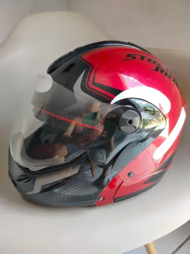 Capacete tamanho 60