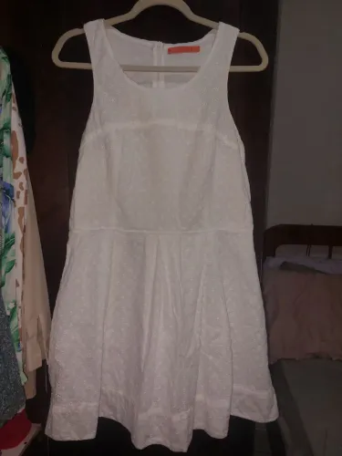 Vestido rodado de laise branco tam 44