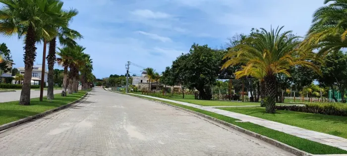 LOTEAMENTO EM CONDOMÍNIO FECHADO - LOTES DE 300m²