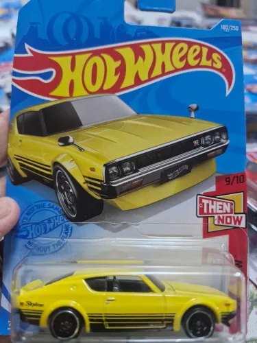 HOT WHEELS NISSAN SKYLINE 2000 GT-R