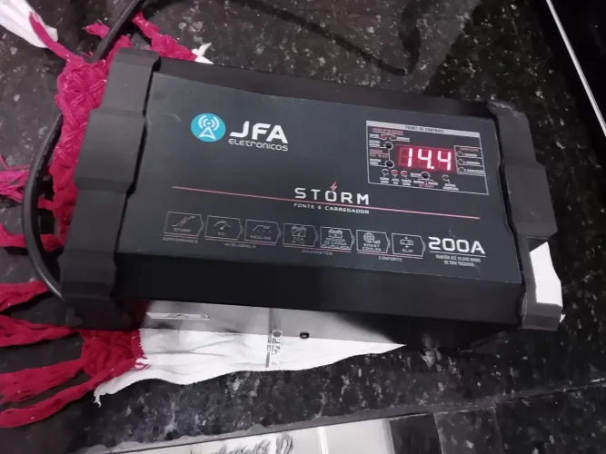 Vendo fonte jfa 200 amperes 