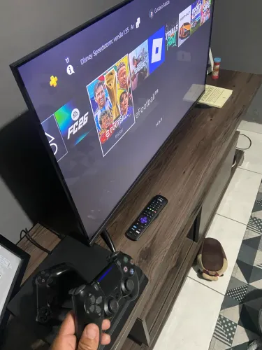 Vendo ps4 Slim 1TB