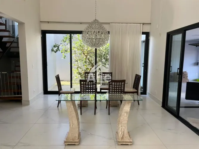 VENDE-SE Casa em condomínio NO VILLAGE DAMHA - MARÍLIA/SP