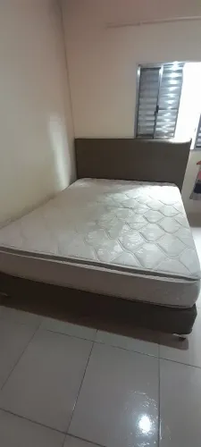 Cama de casal queem