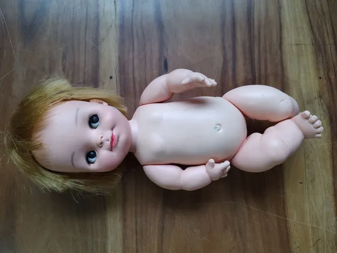 Boneca antiga estrela