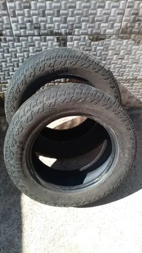 Pneus aro 17 semi novos , R$ 150 os dois